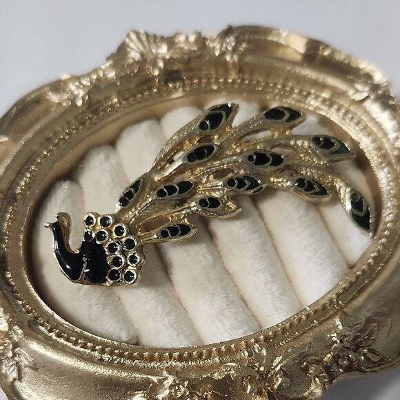 Gold and Black Peacock Brooch - Picture 2 of 4